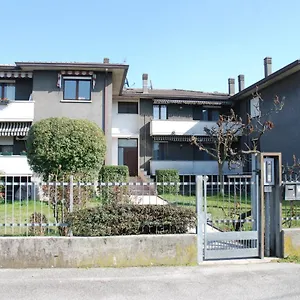Vera , Ponte San Nicolo Italia