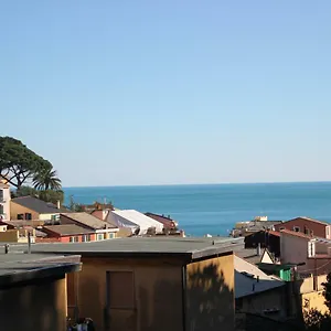 https://casa-della-domenica.hotelitalianriviera.com